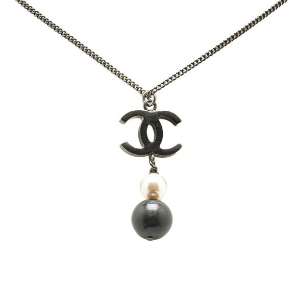 CHANEL Black Pearl Logo Necklace - Picture 1 of 5